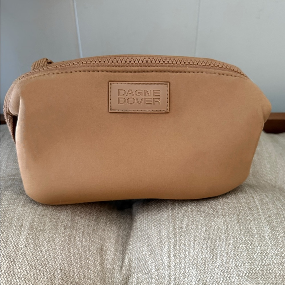 Dagne Dover Hunter Pouch in Camel Tan Color.